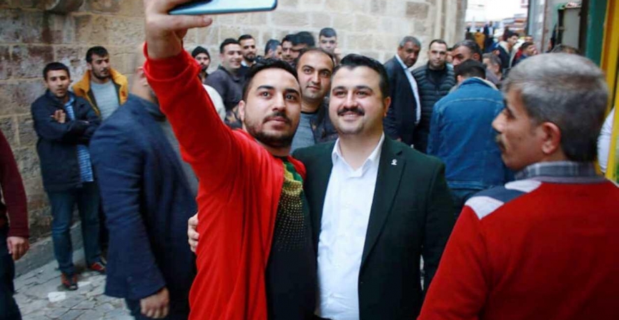 AK Parti İl Başkanı Bahattin Yıldız, ilçe teşkilatlarını dolaşıyor; “Her ferd, üzerine düşeni yapacak”